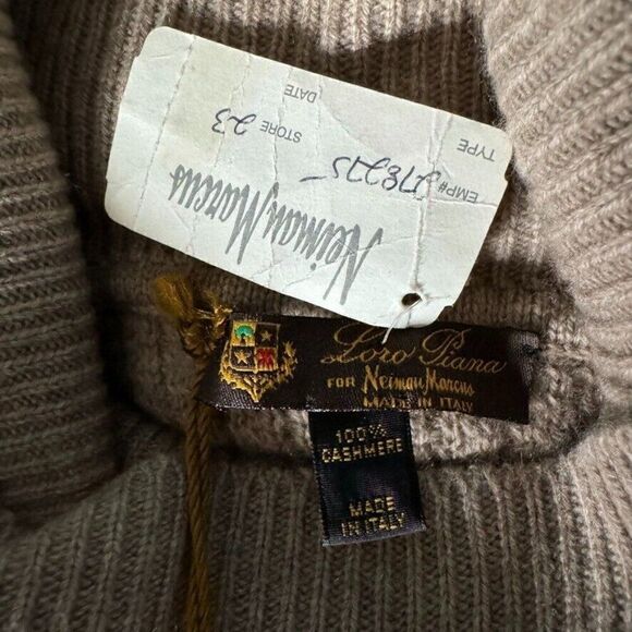 NWT Loro Piana Mens 100% Cashmere Tan Ribbed Turtleneck Luxury Sweater Sz L - Picture 3 of 11